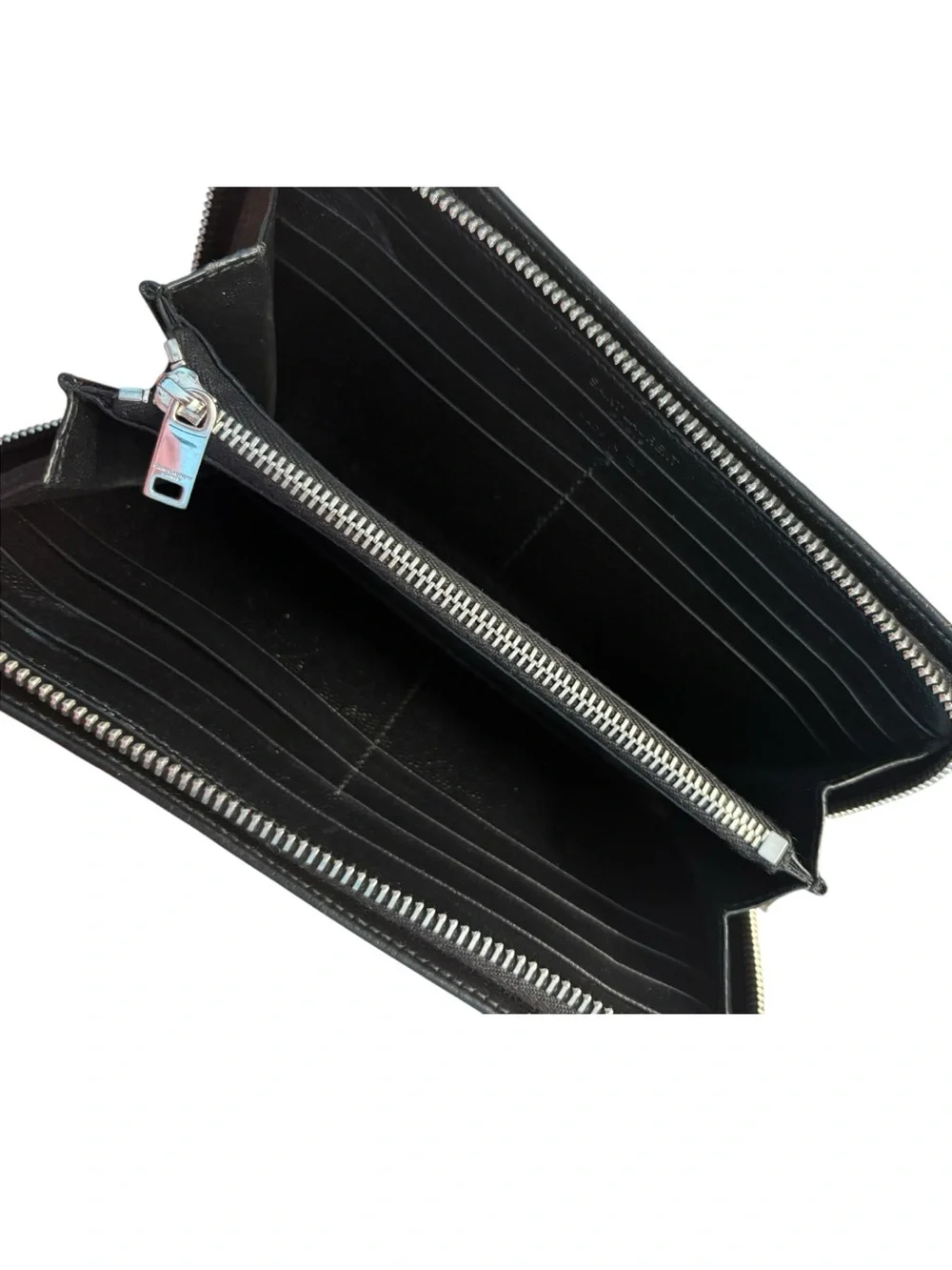 Saint Laurent Grain de Poudre Zip-around Wallet - Picture 6 of 7